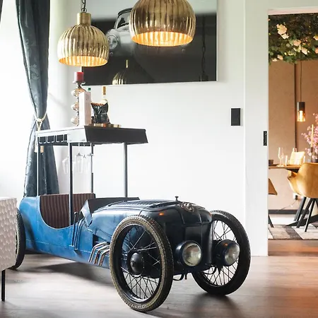 Luxus Wohnen Im Schloss Corvey Fuer 1-6 Gaeste Im Unesco Weltkulturerbe Weserbergland Free W-lan Parken Netflix Fuer Familien Paare Und Geschaeftsreisende Inkl Handtuecher Seife Nintendo Switch Uvm * Höxter