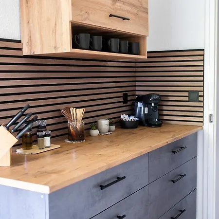 Apartmán Luxus Wohnen Im Schloss Corvey Fuer 1-6 Gaeste Im Unesco Weltkulturerbe Weserbergland Free W-lan Parken Netflix Fuer Familien Paare Und Geschaeftsreisende Inkl Handtuecher Seife Nintendo Switch Uvm *