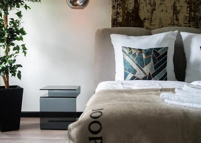 Luxus Wohnen Im Schloss Corvey Fuer 1-6 Gaeste Im Unesco Weltkulturerbe Weserbergland Free W-lan Parken Netflix Fuer Familien Paare Und Geschaeftsreisende Inkl Handtuecher Seife Nintendo Switch Uvm Lejlighed Höxter