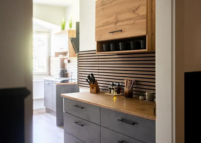 Lejlighed Luxus Wohnen Im Schloss Corvey Fuer 1-6 Gaeste Im Unesco Weltkulturerbe Weserbergland Free W-lan Parken Netflix Fuer Familien Paare Und Geschaeftsreisende Inkl Handtuecher Seife Nintendo Switch Uvm Höxter